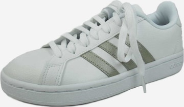 ADIDAS SPORTSWEAR Sneakers in White: front