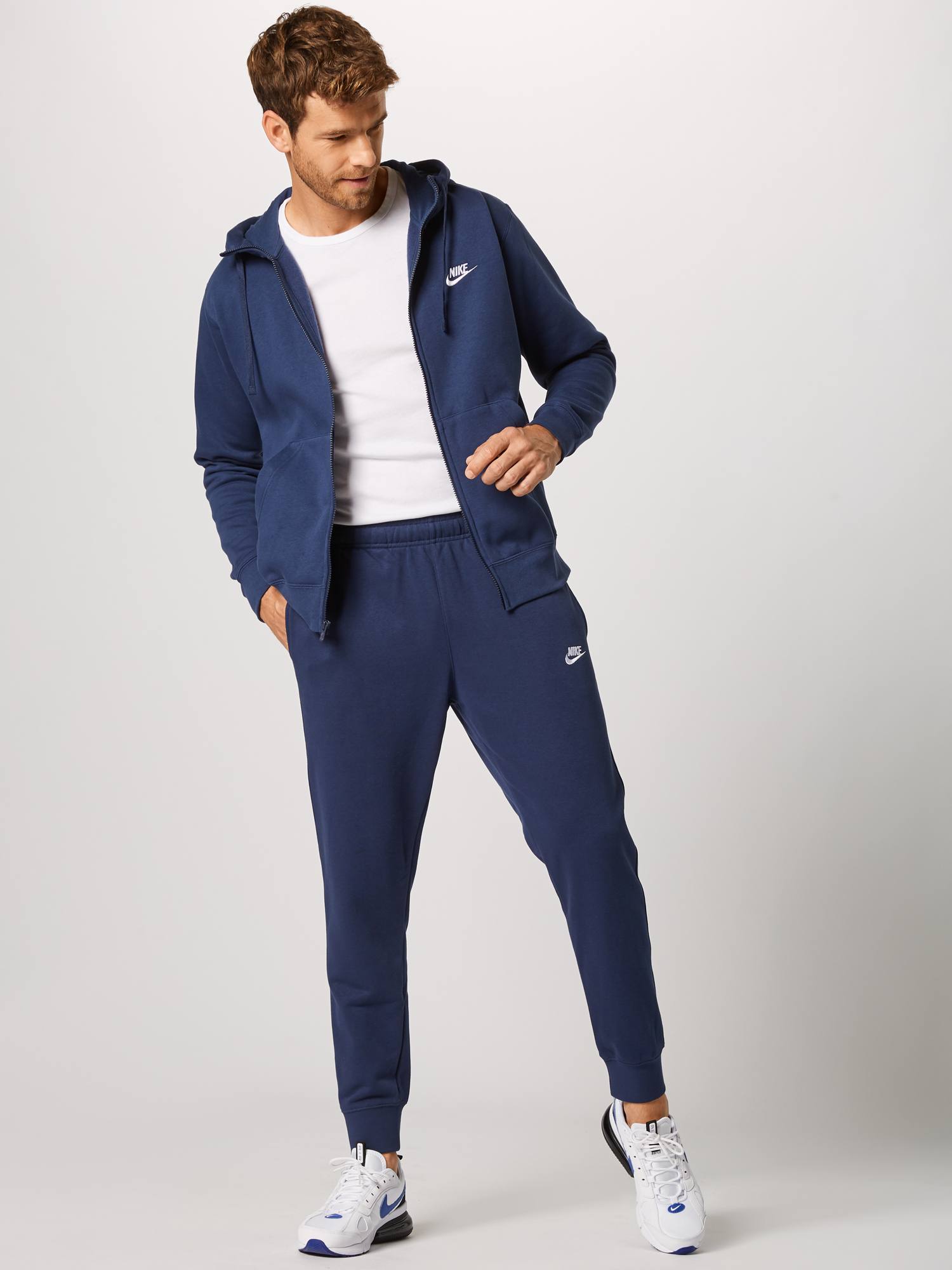 Taglie comode Jee2a Nike Sportswear Giacca di felpa in Blu Scuro 