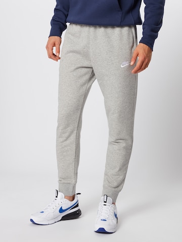 Nike Sportswear Zúžený strih Nohavice - Sivá: predná strana