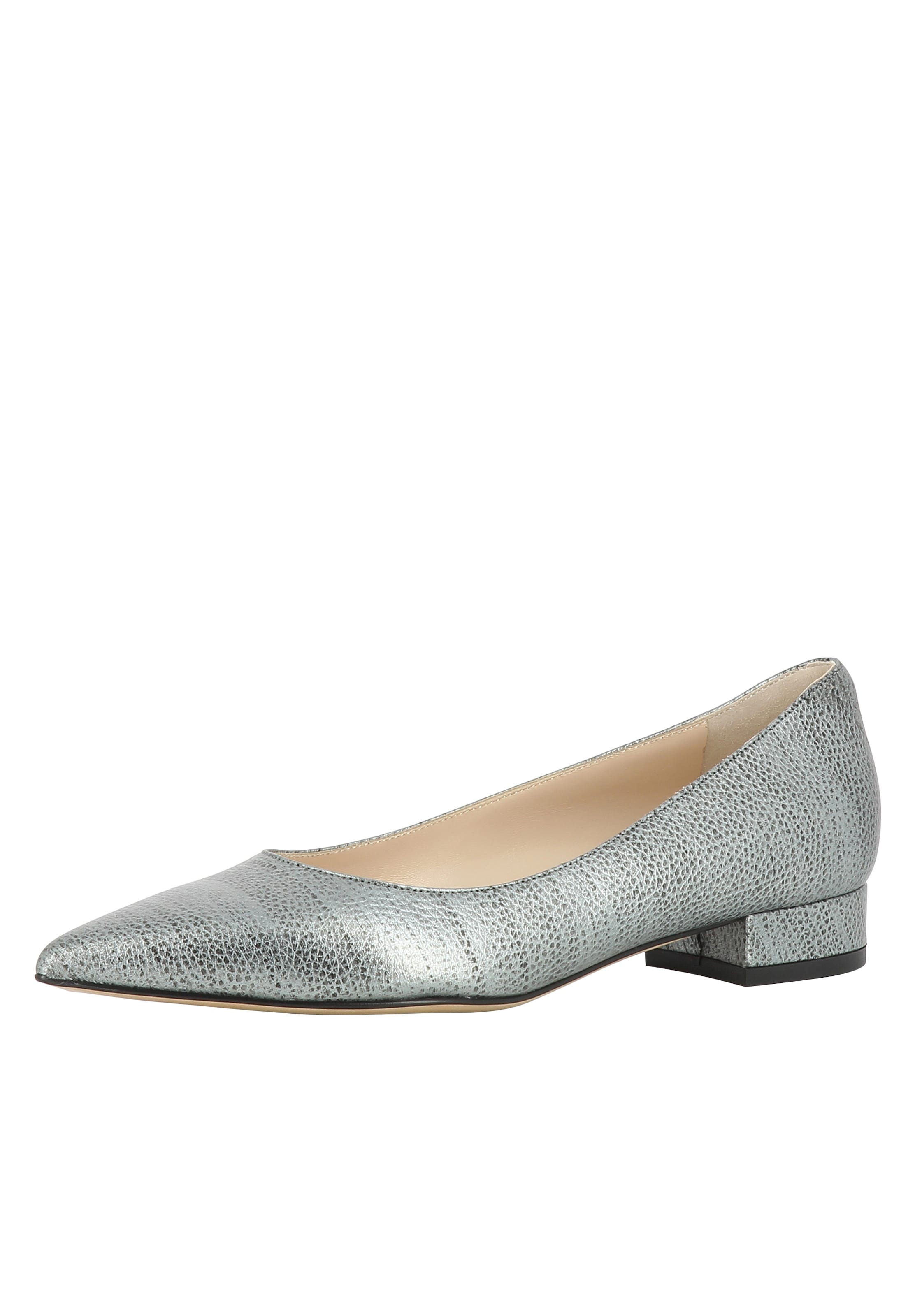 EVITA Slip-ons 'FRANCA' in Silver: front