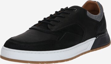 Baskets basses BULLBOXER en noir : devant