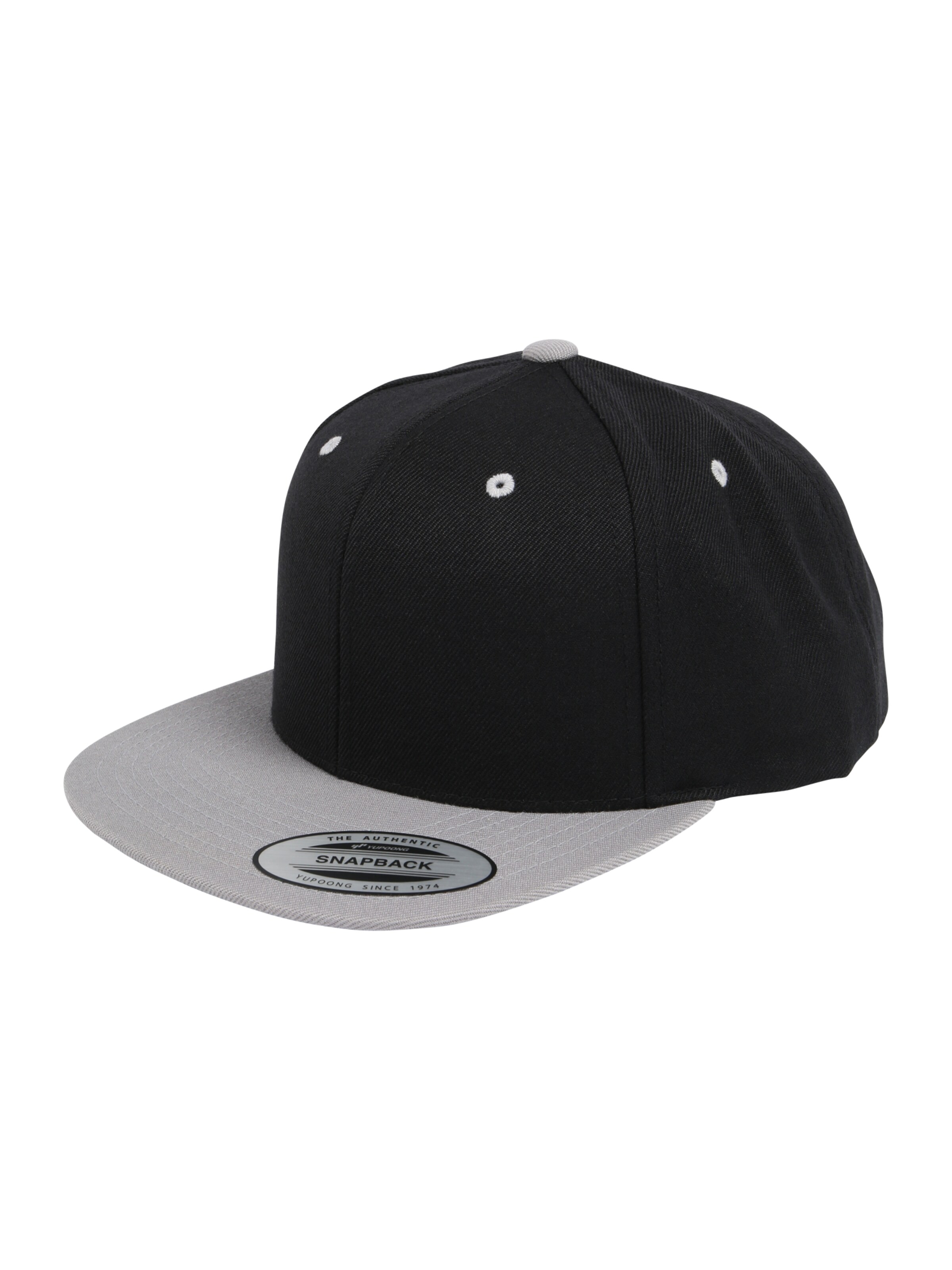 Flexfit Cap in Schwarz: Vorderseite