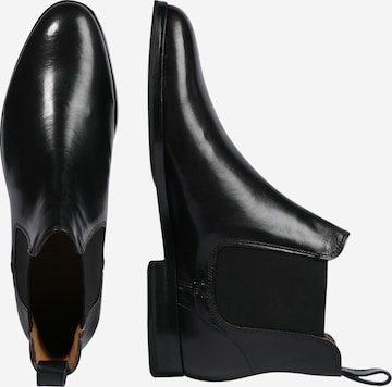 MELVIN & HAMILTON Chelsea Boots 'Susan 10' in Schwarz: bočná strana