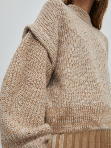 EDITED Pullover 'Jorina' in Beige