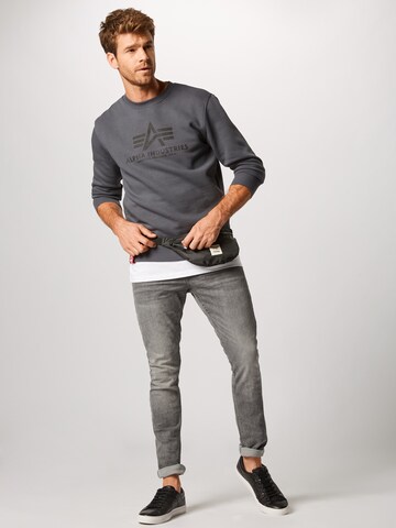 Sweat-shirt ALPHA INDUSTRIES en gris