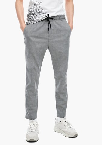 QS Tapered Pants in Grey: front