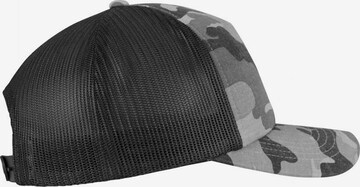 Cappello da baseball di Flexfit in grigio