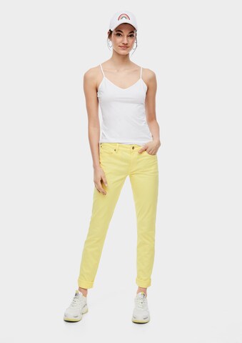 QS Slimfit Jeans in Gelb