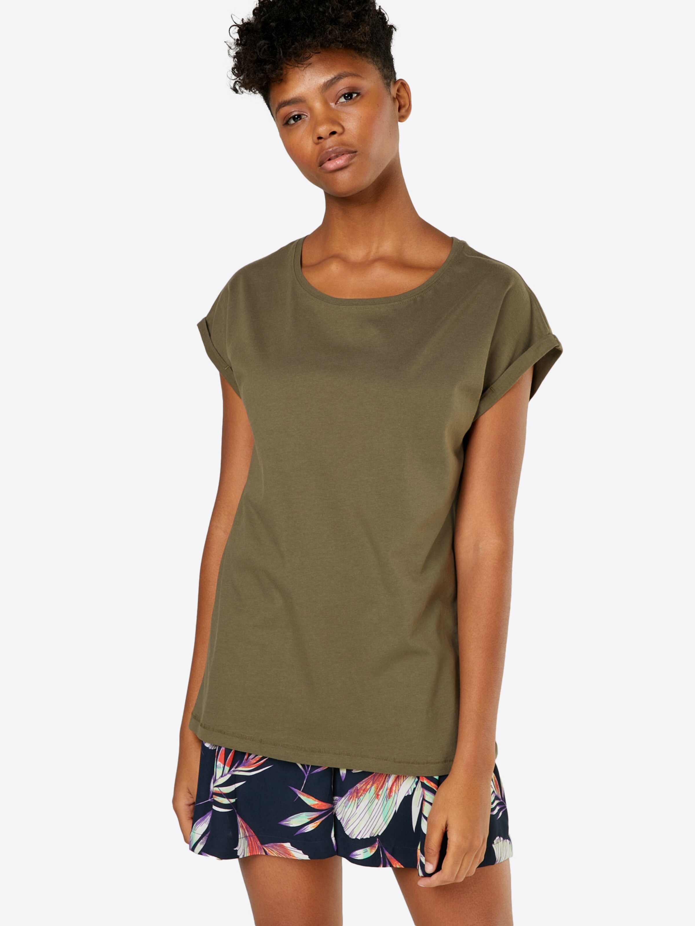 Urban Classics Shirt in Green: front