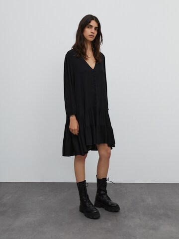 Robe-chemise 'Eileen' EDITED en noir : devant