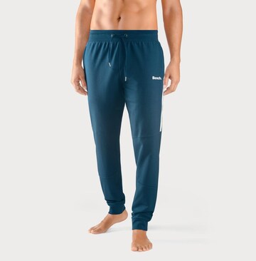 BENCH Tapered Pants in Green: front