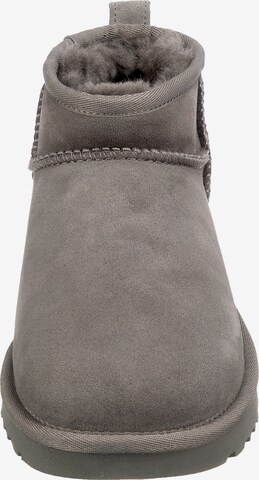 UGG Winterstiefelette in Grau