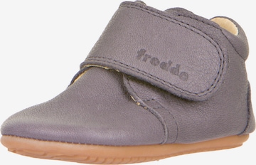 Froddo First-Step Shoes in Grey: front