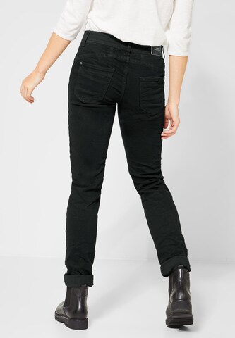 CECIL Slimfit Jeans 'Scarlett' in Schwarz