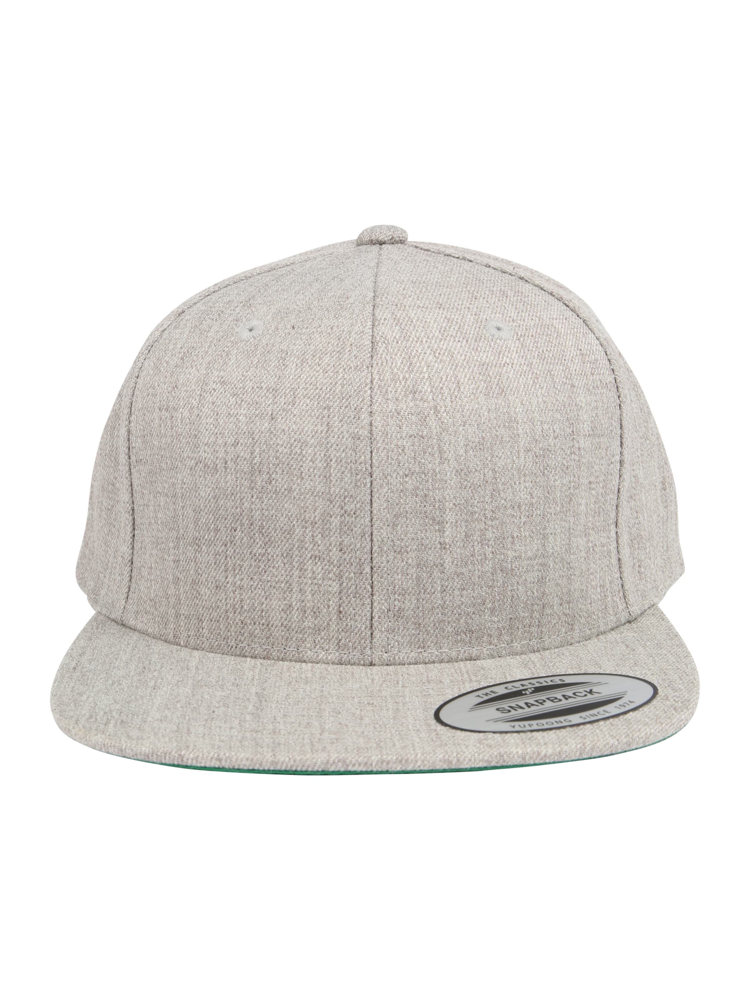Flexfit Hat in Grey