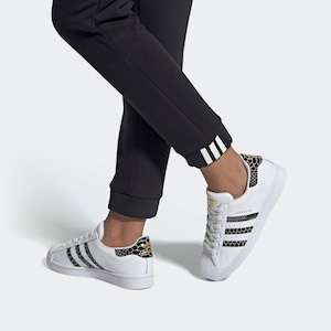 ADIDAS ORIGINALS sapatilhas 'Superstar' em dourado/branco