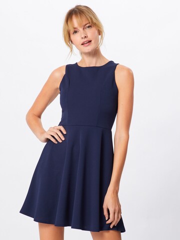 Boohoo - Vestido de cocktail em azul: frente