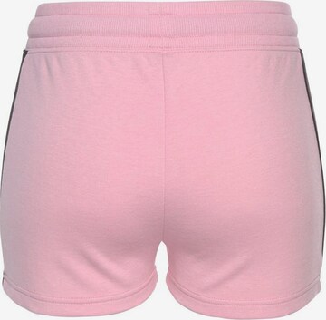 BENCH Regular Shorts in Pink