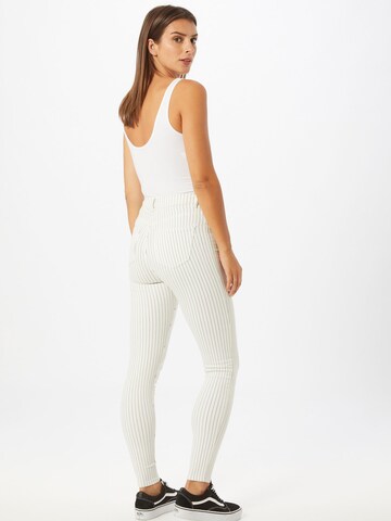 Skinny Jean Tally Weijl en blanc