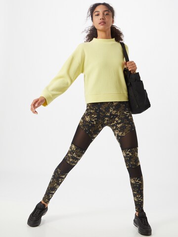 Urban Classics - Skinny Leggings em verde