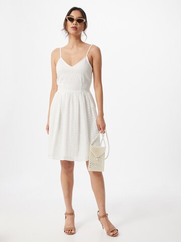 Robe 'Honey' VERO MODA en blanc