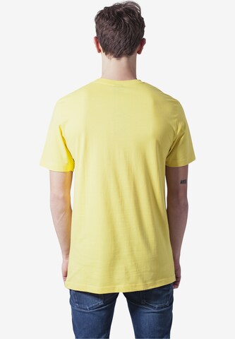 T-Shirt Urban Classics en jaune