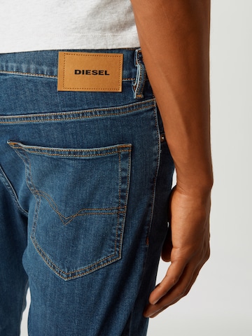 DIESEL Slimfit Jeans 'D-Luster' in Blauw