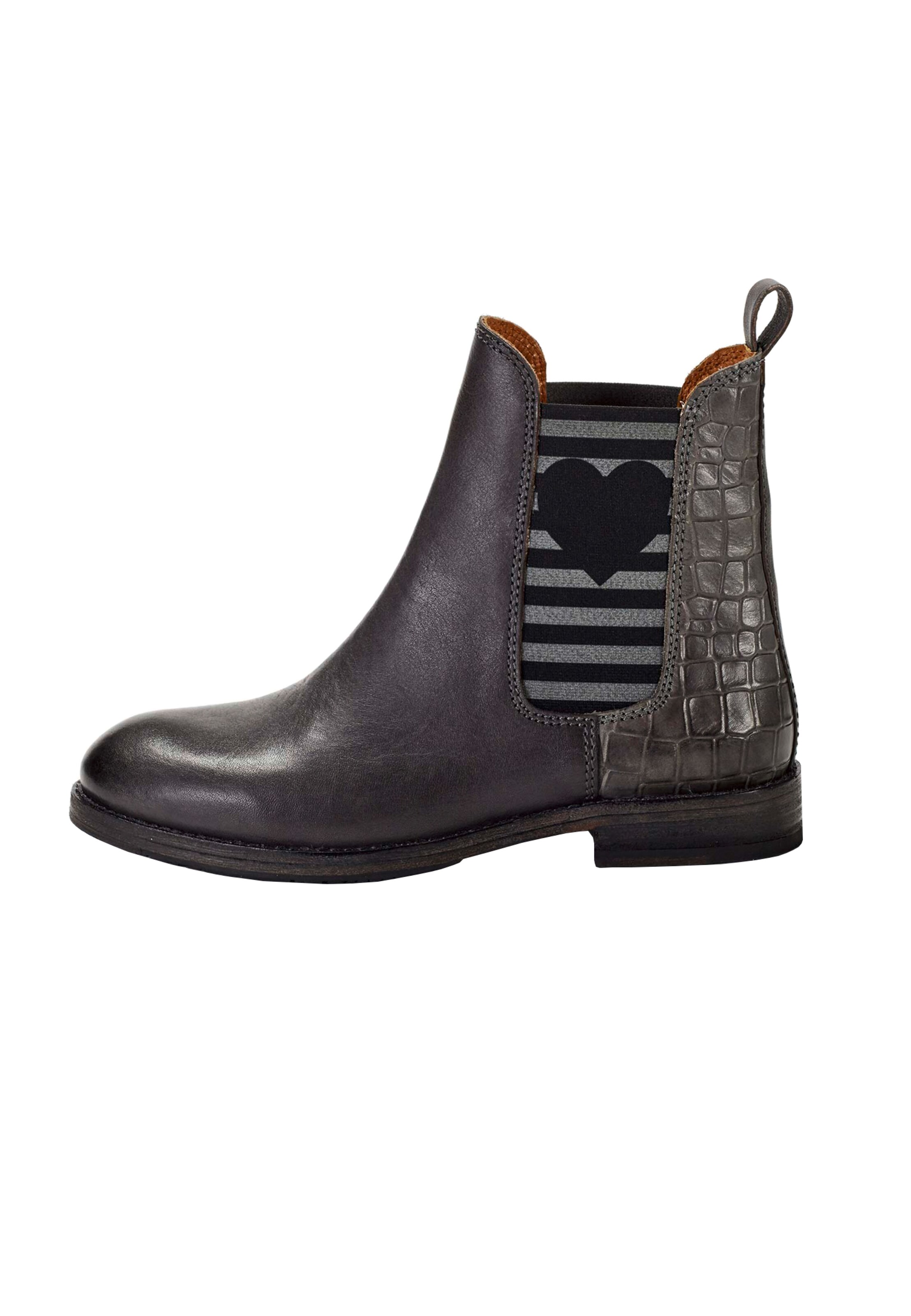 Crickit Chelsea Boots 'Amy' in Grey