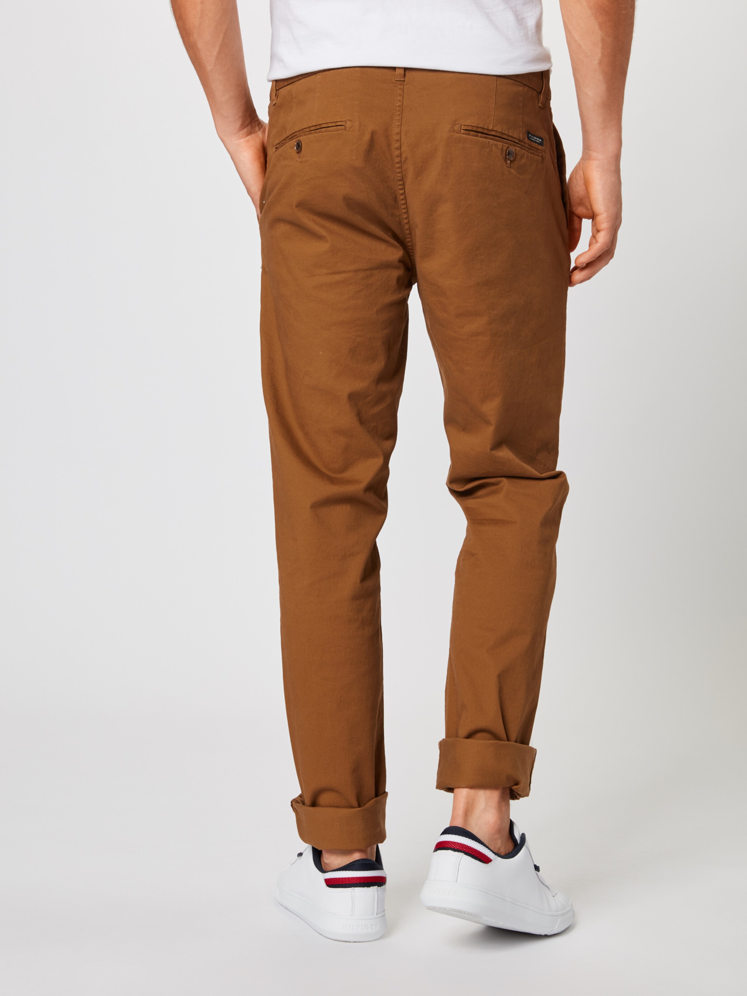 SCOTCH & SODA Chino 'Stuart' in de kleur Camel: Achteraanzicht