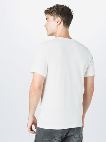 Nike Sportswear T-Shirt 'Heritage' in Weiß