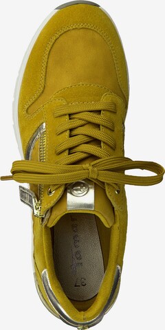 Sneaker bassa di TAMARIS in giallo