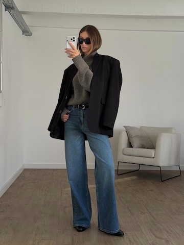 Oversized Blazer Look