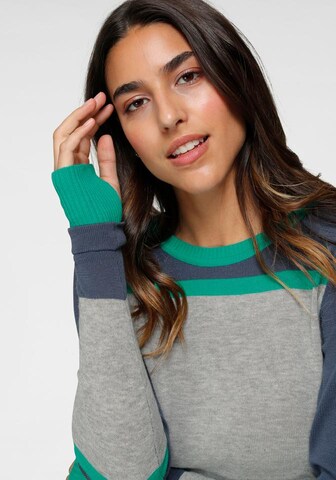 KangaROOS Sweater in Mixed colors
