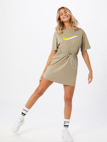 Nike Sportswear Kleid in Braun