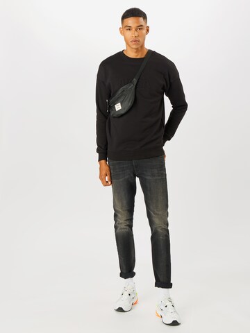 Mister Tee Sweatshirt 'NASA' in Black