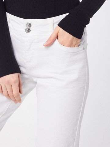 s.Oliver Slimfit Jeans in Weiß