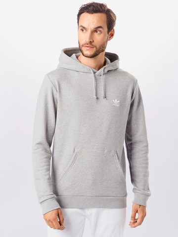 ADIDAS ORIGINALS - Ajuste regular Sudadera 'Trefoil Essentials' en gris: frente