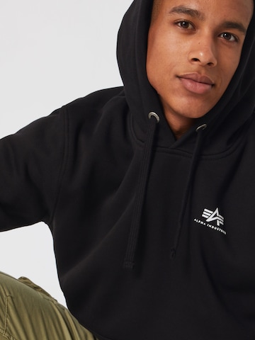 ALPHA INDUSTRIES Klasický střih Mikina – černá