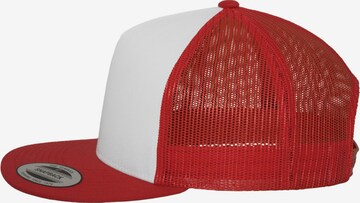 Șapcă 'Classic' de la Flexfit pe roșu