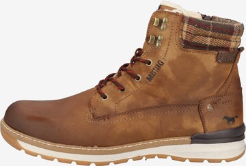 MUSTANG Lace-Up Boots in Brown