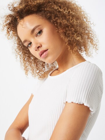 T-shirt 'ONLEmma' ONLY en blanc