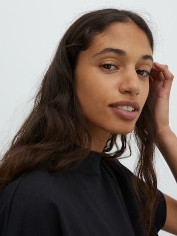 EDITED - Camiseta 'Valentina' en negro