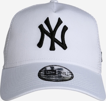 Cappello da baseball 'BOB' di NEW ERA in bianco