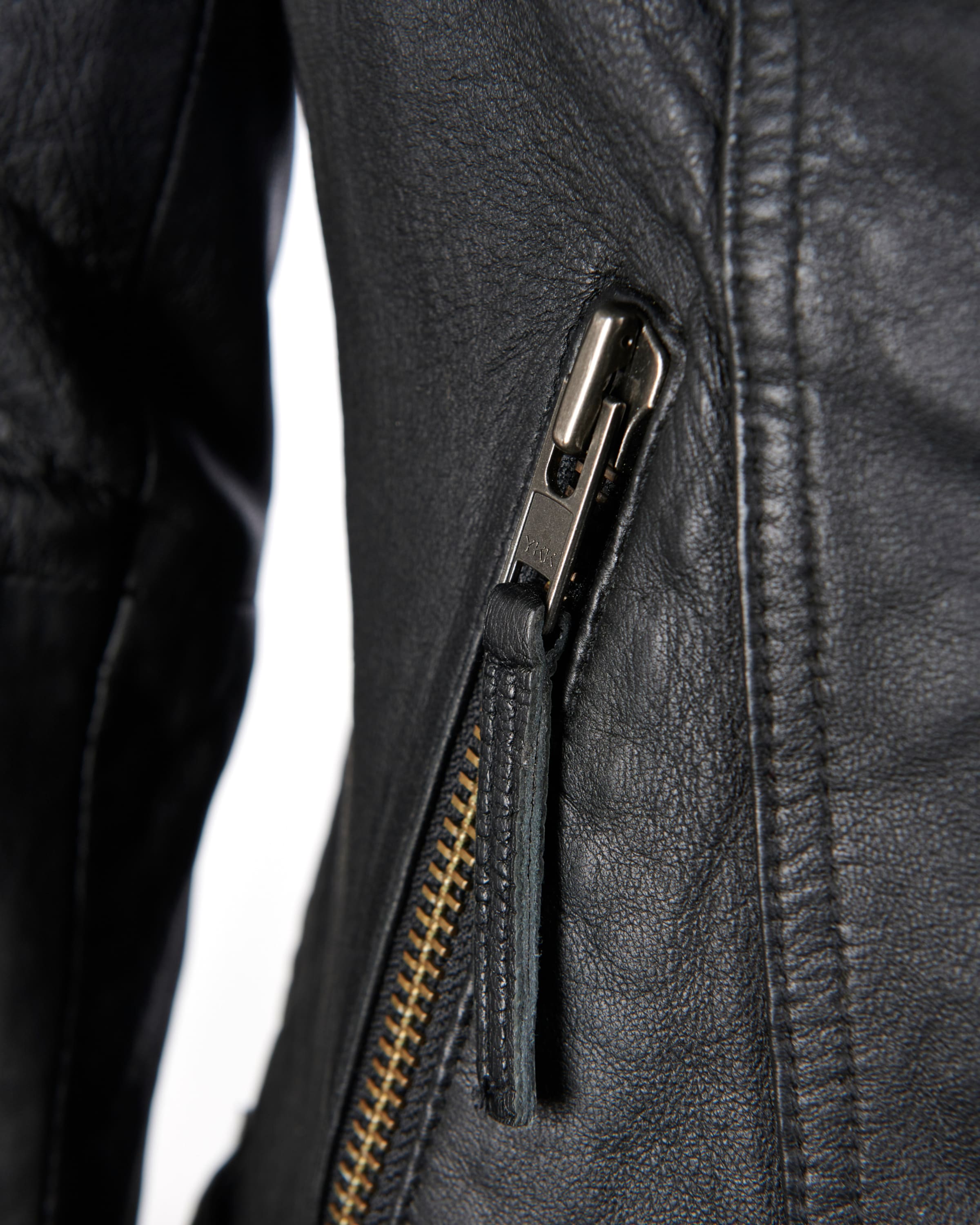 MUSTANG Between-season jacket 'Grenada' in Black