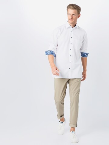 Slim fit Camicia 'Tendenz' di OLYMP in bianco