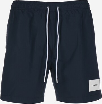 Calvin Klein Swimwear Regular Zwemshorts in Blauw: voorkant