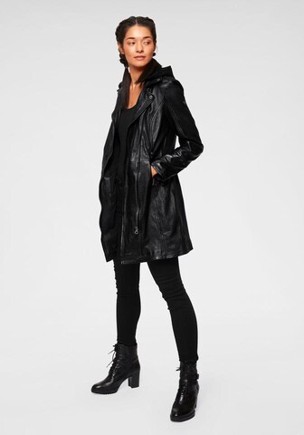 Gipsy Between-Seasons Coat in Black