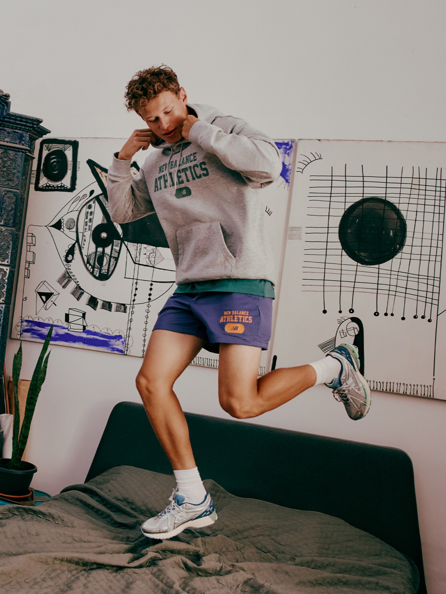 Dominik T - Grey Hoodie Look