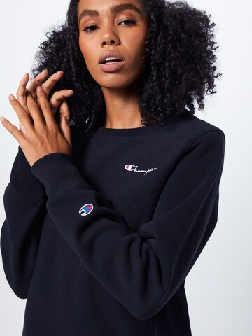 Champion Reverse Weave Sweatshirt in Black