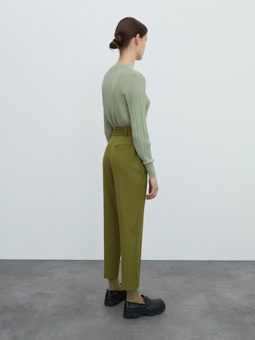 Tapered Pantaloni con piega frontale 'Barbara' di EDITED in verde